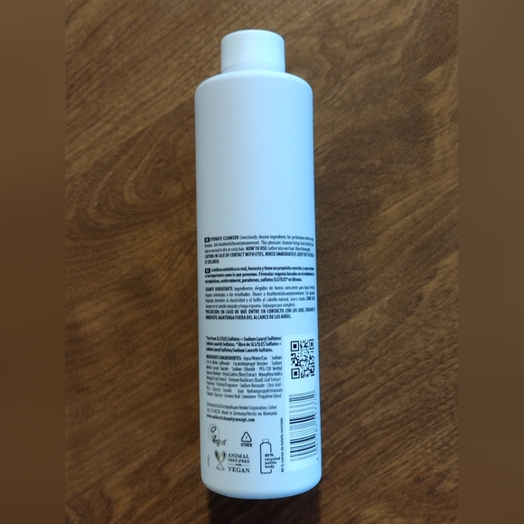 Authentic Beauty Concept Hydrate Cleanser - Picture 5 of 8